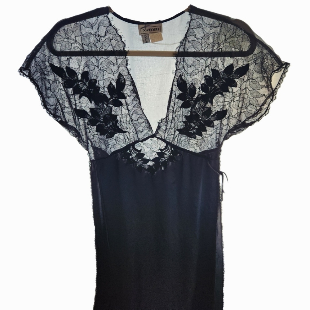 Vintage Natori long length open nightgown
